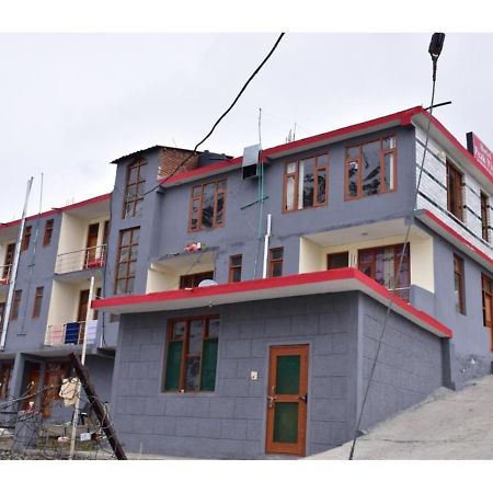 Hotel Peak View, Lahaul Sissu ภายนอก รูปภาพ