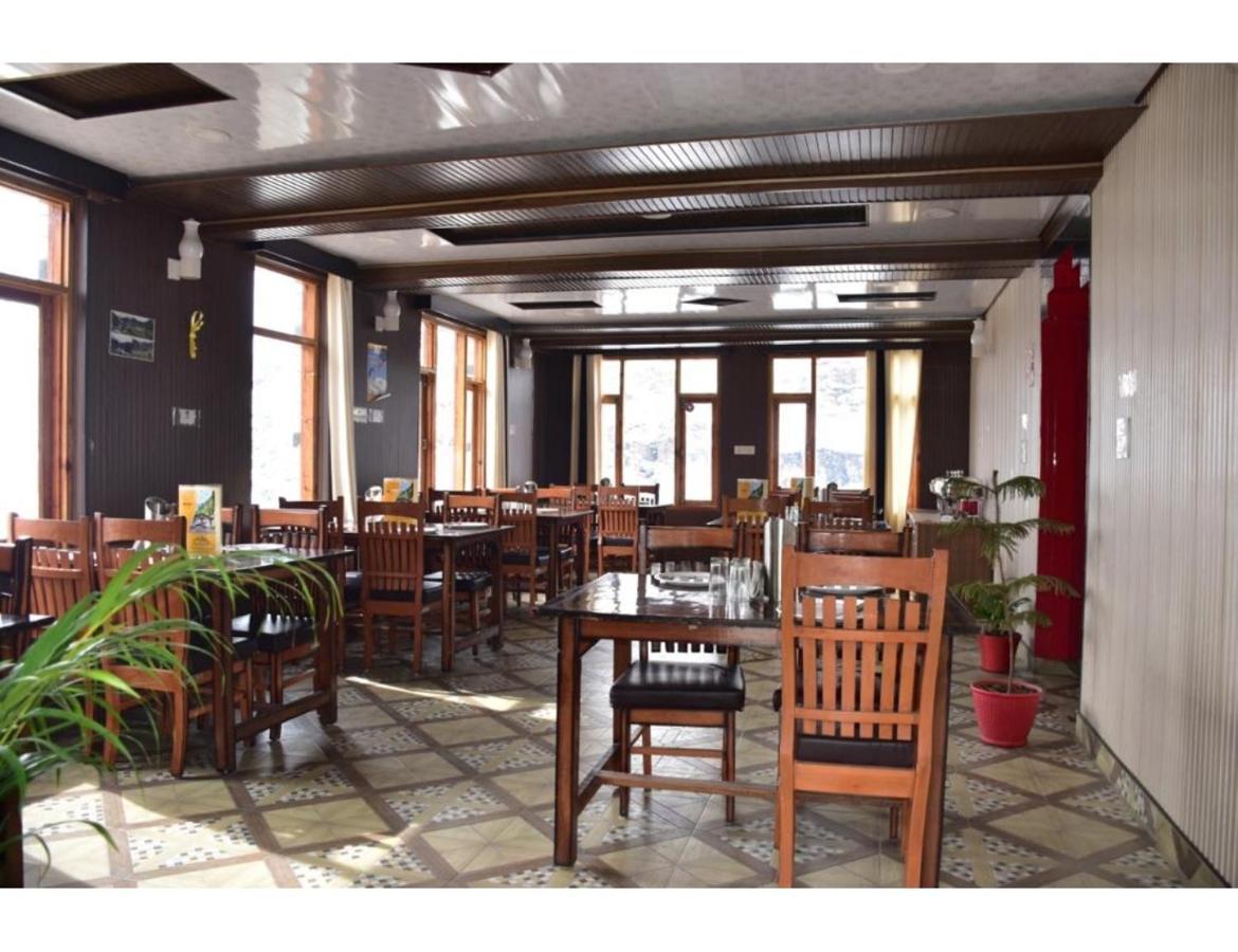 Hotel Peak View, Lahaul Sissu ภายนอก รูปภาพ